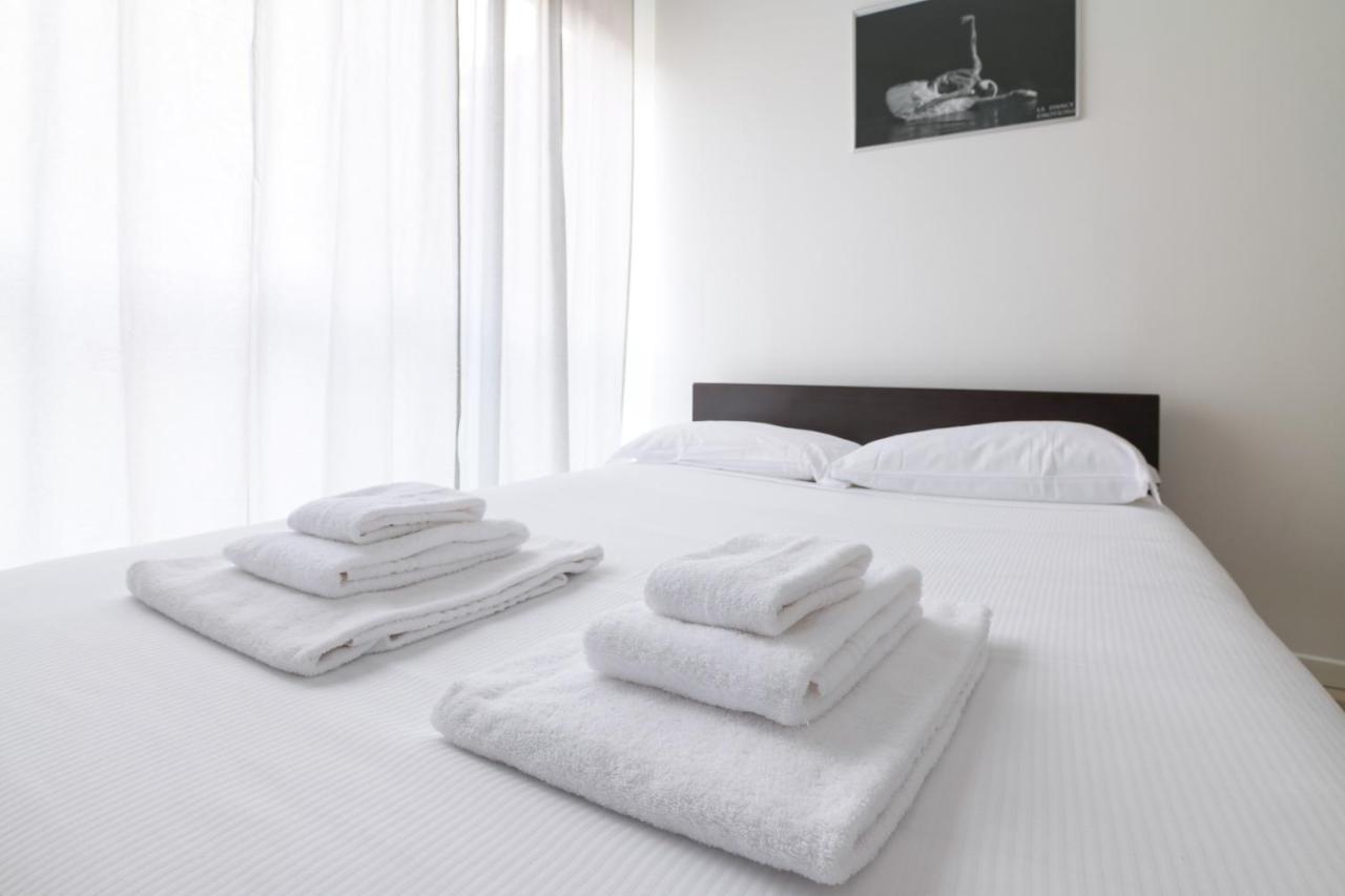 Prestige Boutique Homes - Duomo 1 米兰 外观 照片