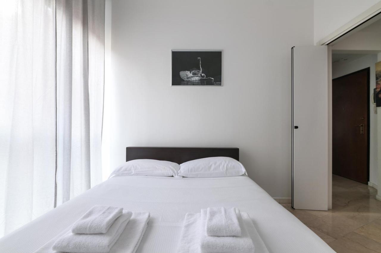 Prestige Boutique Homes - Duomo 1 米兰 外观 照片